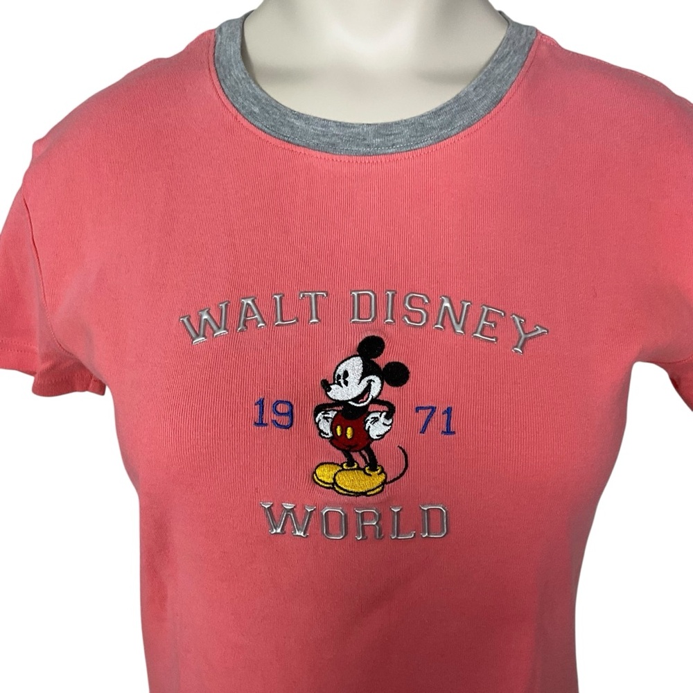 vtg DISNEY sz Small Jrs T Shirt Embossed Letters 100% Cotton Coral Grey